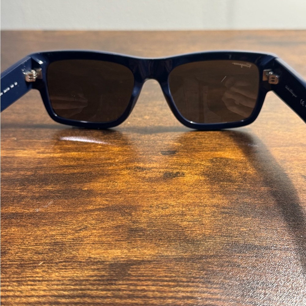 Ferragamo Men’s Sunglasses Navy Rectangular Made in Italy